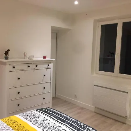 Apartment Nid D'amour F1 Calme Chamalières